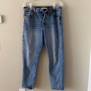 New w/o tags Levis Wedgie Icon ankle